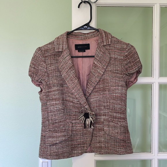 BCBG cropped tweedy cap-sleeved blazer. Single snap front closure. - Picture 1 of 4